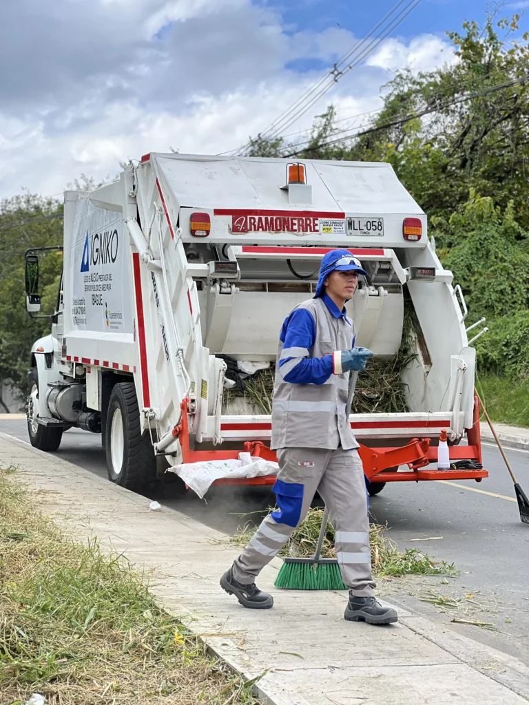 La Clave de la Limpieza: Por Qué un Servicio de Aseo Eficiente es Vital para Ibagué